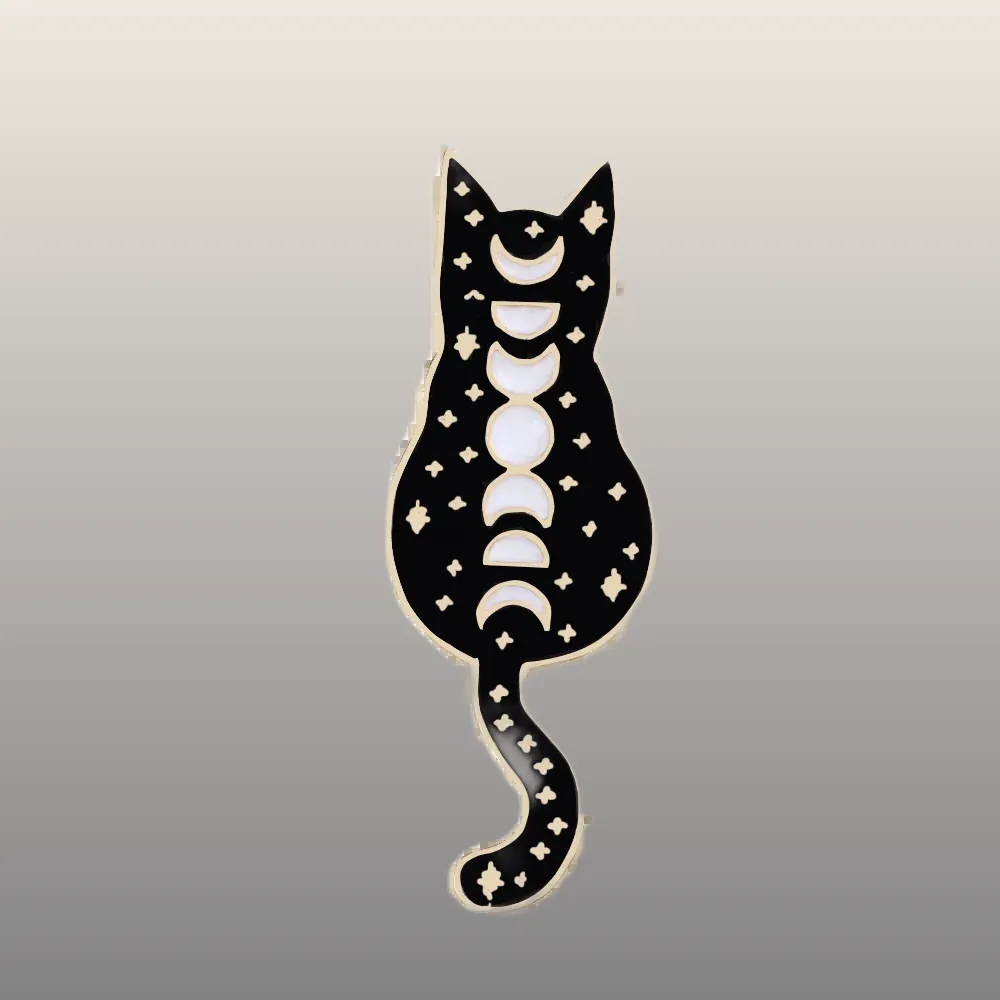 Découvrez les Pin's Animaux - Full Moon, parfaits pour ajouter une touche unique à votre collection. Achetez maintenant pour exprimer votre style animalier !