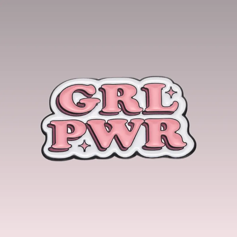 Découvrez nos pins Féministe - GRL PWR pour afficher votre engagement et votre style. Achetez maintenant et montrez votre soutien au féminisme!