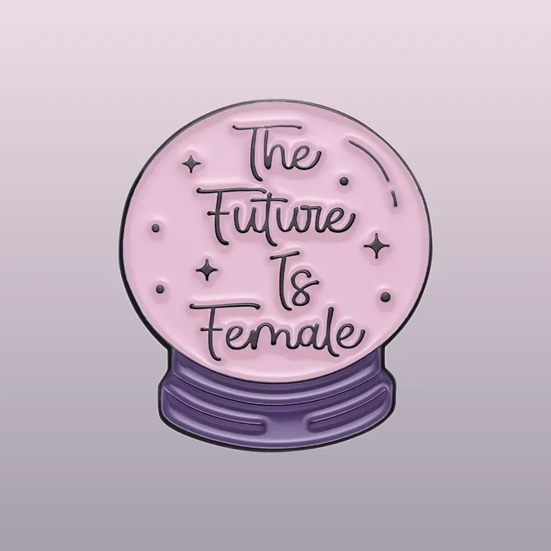 Découvrez nos pins Féministe The Future Is Female pour affirmer votre engagement. Achetez maintenant et portez un message puissant de féminisme !