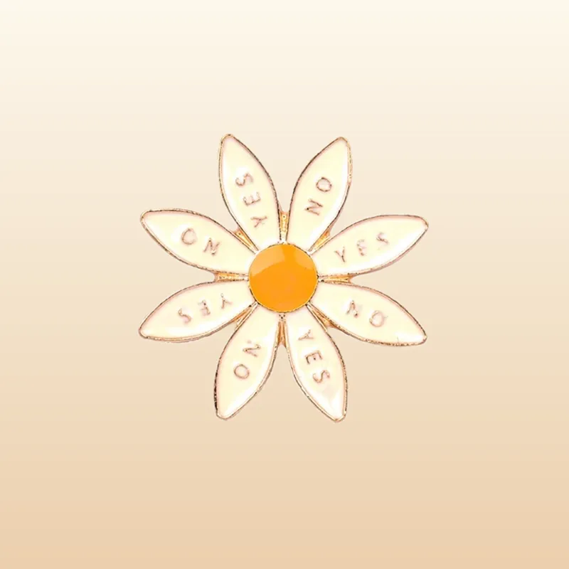 Découvrez nos pins Fleurs - Marguerite #1, une touche florale incontournable pour personnaliser vos vêtements ! Commandez maintenant et embellissez votre style.