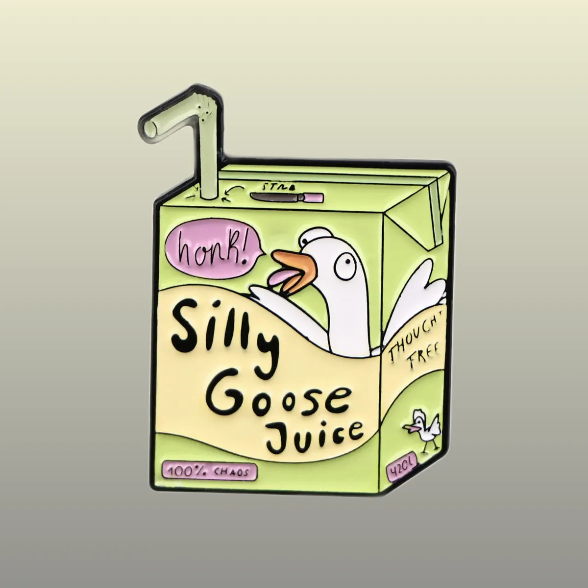 Découvrez Pin's Original - Silly Goose Juice #2, la boisson délicieuse qui éveillera vos sens. Commandez maintenant pour savourer cette expérience unique !