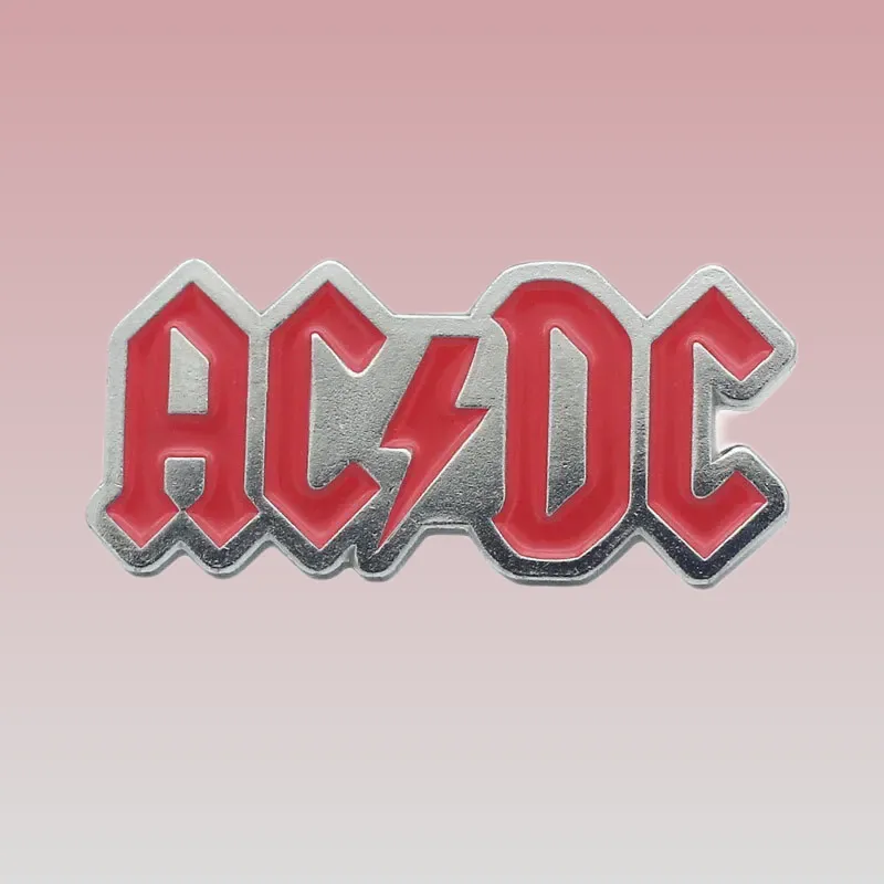 Découvrez nos pins vintage AC/DC, l'accessoire parfait pour afficher votre passion du rock. Commandez maintenant et ajoutez une touche unique à votre collection !