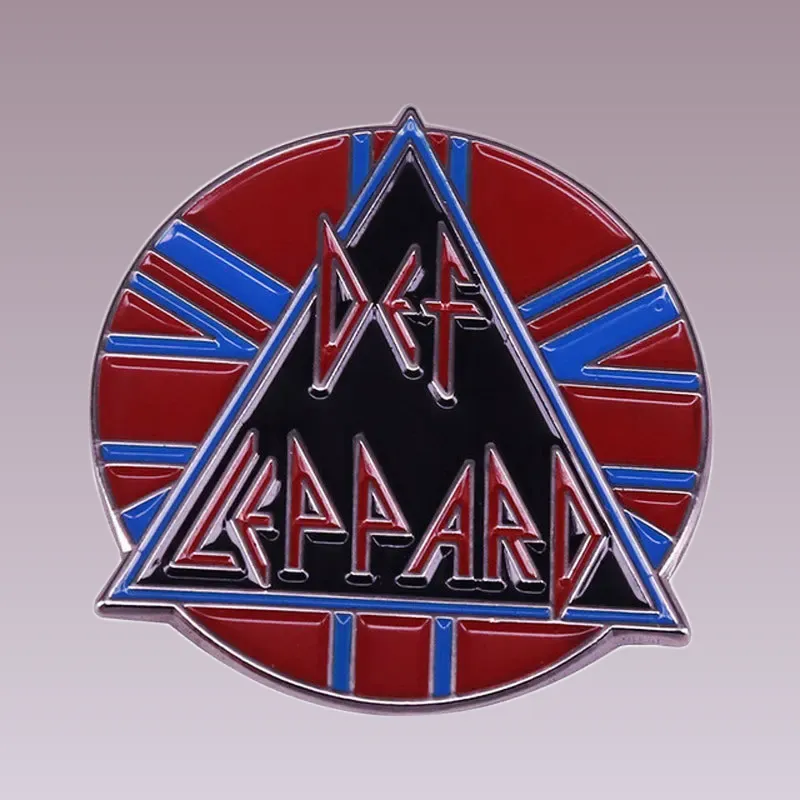 Découvrez nos pins Vintage - Def Leppard, l'accessoire parfait pour les fans de rock qui souhaitent ajouter une touche rétro à leur collection. Achetez maintenant !