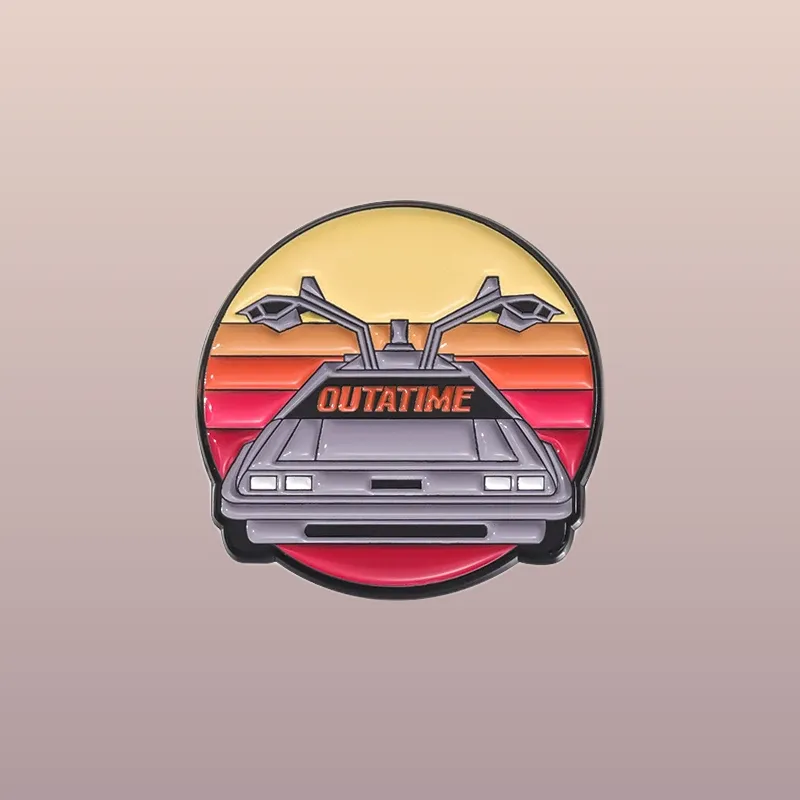 Découvrez nos pins Vintage - OUTATIME #2, l'accessoire parfait pour les passionnés de rétro ! Commandez dès maintenant pour ajouter une touche unique à votre collection.