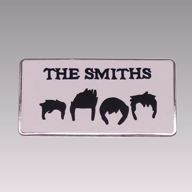 Découvrez nos pins Vintage - The Smiths, parfaits pour les fans et les collectionneurs. Commandez les vôtres dès maintenant et affichez votre passion !