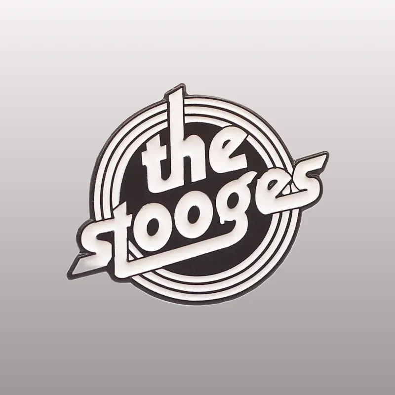 Découvrez ces pins Vintage - The Stooges, l'accessoire parfait pour les fans de rock ! Ajoutez une touche nostalgique à votre collection ou offrez-les en cadeau. Achetez maintenant !